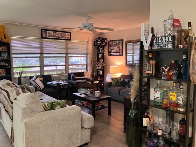 302 Northampton O, West Palm Beach, FL 33417