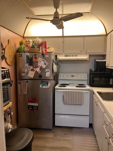 302 Northampton O, West Palm Beach, FL 33417