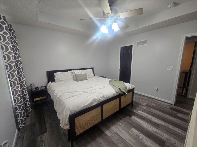 712 Maple Street, Wellington, MO 64097