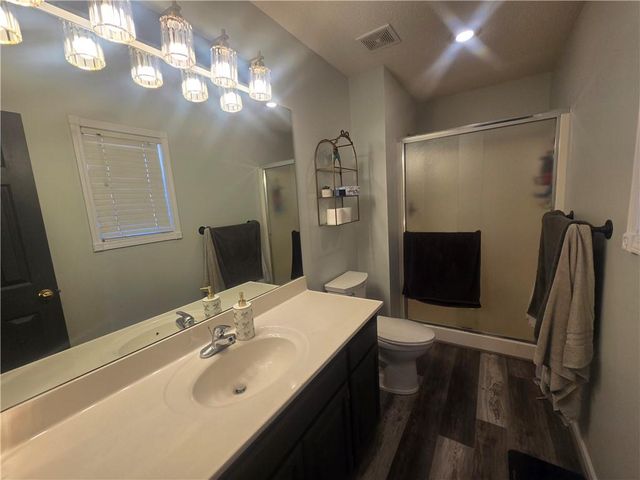 712 Maple Street, Wellington, MO 64097