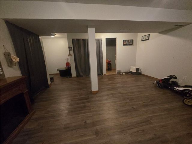 712 Maple Street, Wellington, MO 64097