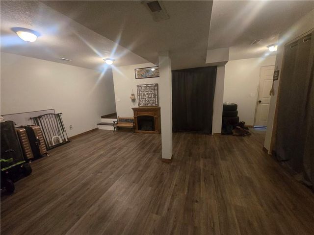 712 Maple Street, Wellington, MO 64097