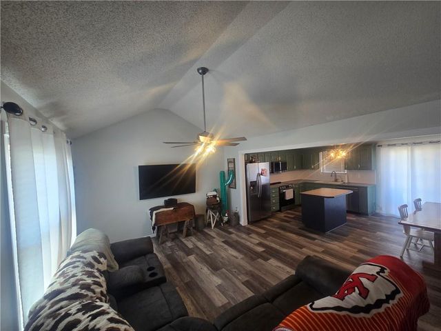 712 Maple Street, Wellington, MO 64097