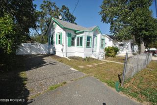 314 Harzold Road, Lacey, NJ 08734