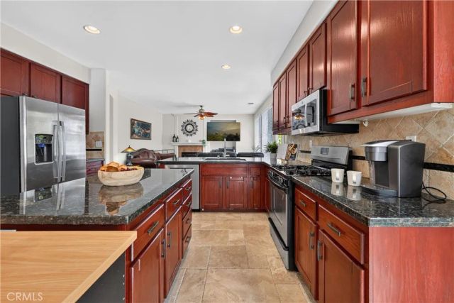 3725 Delta, Corona, CA 92881