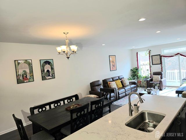 27 Wisteria Court, Monroe, NJ 08831
