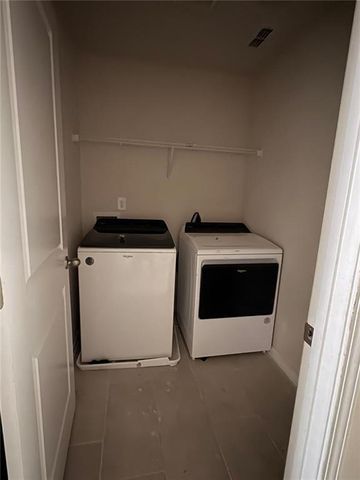 1472 Villageside Court, Lawrenceville, GA 30043