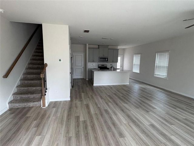 1472 Villageside Court, Lawrenceville, GA 30043