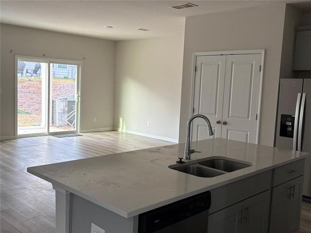 1472 Villageside Court, Lawrenceville, GA 30043