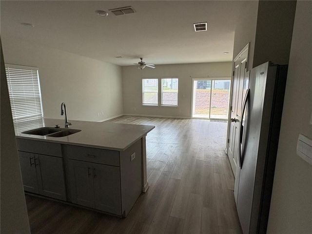 1472 Villageside Court, Lawrenceville, GA 30043