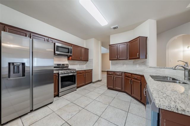 915 Double File TRL, Round Rock, TX 78665