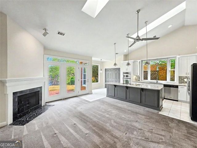 29 Lake Villa Drive, Roswell, GA 30076