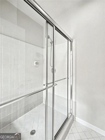 29 Lake Villa Drive, Roswell, GA 30076