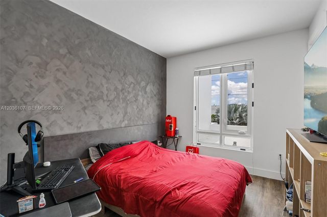 10280 NW 63rd Terrace 203, Doral, FL 33178
