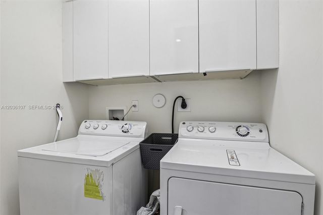 10280 NW 63rd Terrace 203, Doral, FL 33178