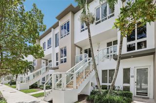 10280 NW 63rd Terrace 203, Doral, FL 33178