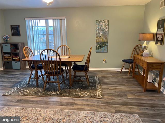 1512 SPRING SIDE DR E, Chambersburg, PA 17202