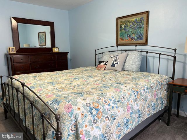 1512 SPRING SIDE DR E, Chambersburg, PA 17202