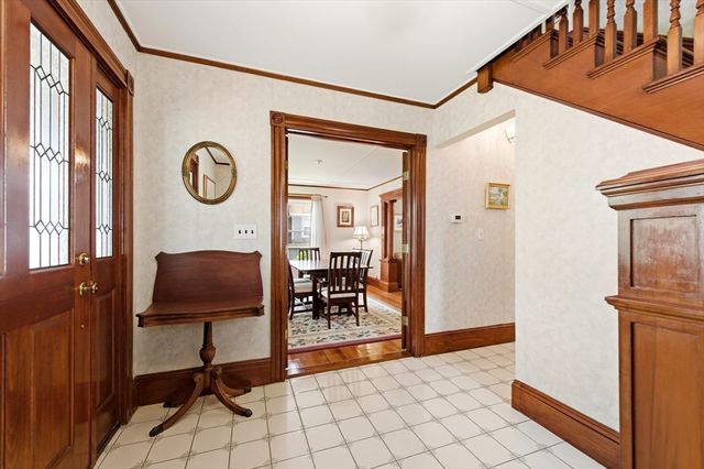6 Buttonwood Lane, Peabody, MA 01960