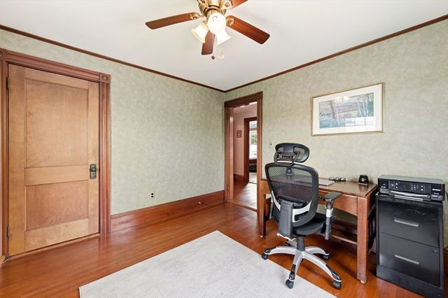 6 Buttonwood Lane, Peabody, MA 01960