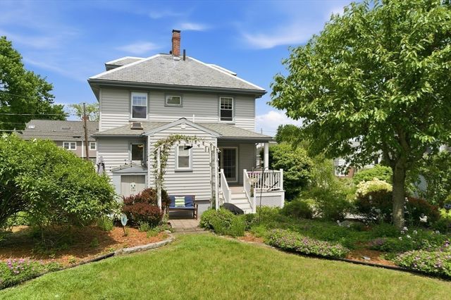 6 Buttonwood Lane, Peabody, MA 01960