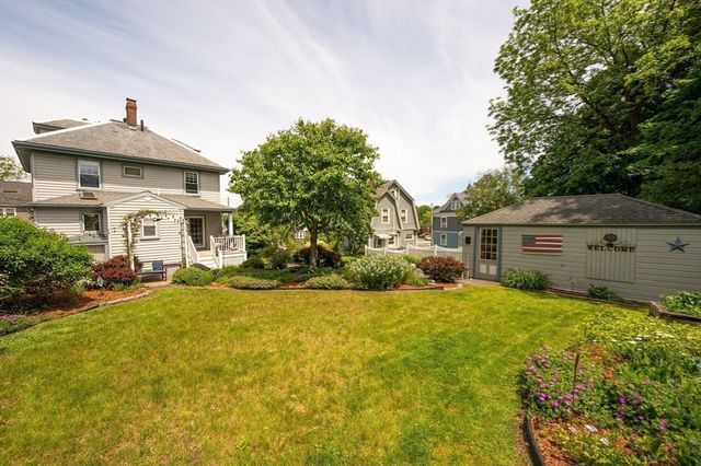 6 Buttonwood Lane, Peabody, MA 01960
