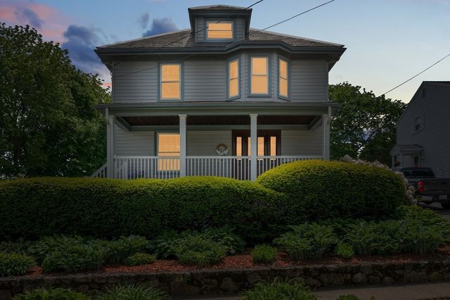 6 Buttonwood Lane, Peabody, MA 01960