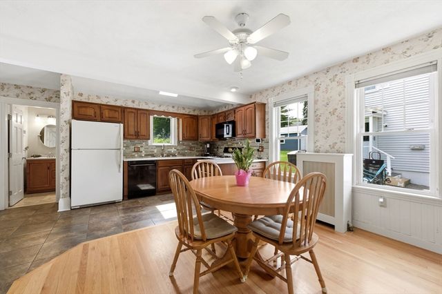 6 Buttonwood Lane, Peabody, MA 01960