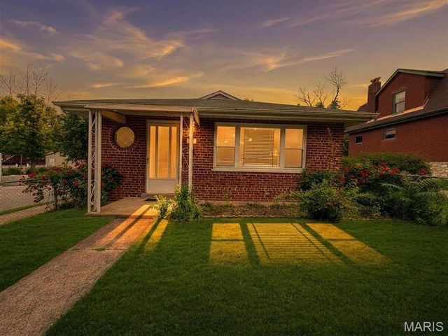 4050 Bates Street, St Louis, MO 63116