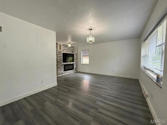 4050 Bates Street, St Louis, MO 63116