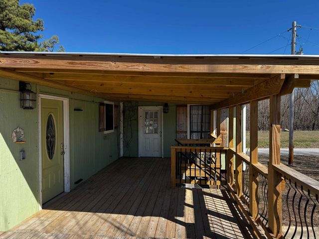 469 Taylor Bay Road, Augusta, AR 72006