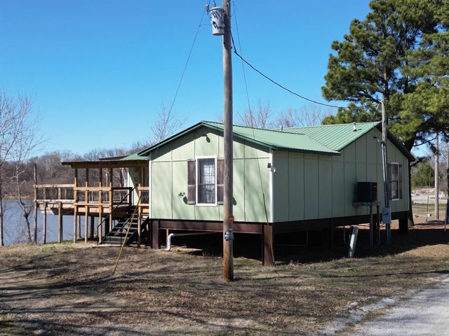 469 Taylor Bay Road, Augusta, AR 72006