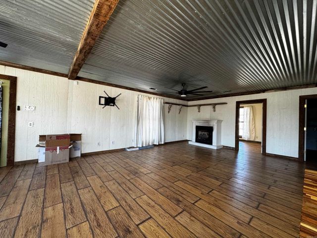 469 Taylor Bay Road, Augusta, AR 72006