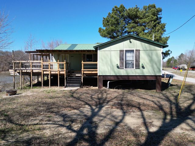 469 Taylor Bay Road, Augusta, AR 72006