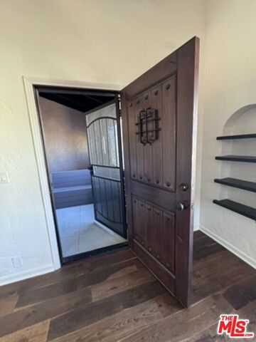 1425 S Curson Avenue, Los Angeles, CA 90019