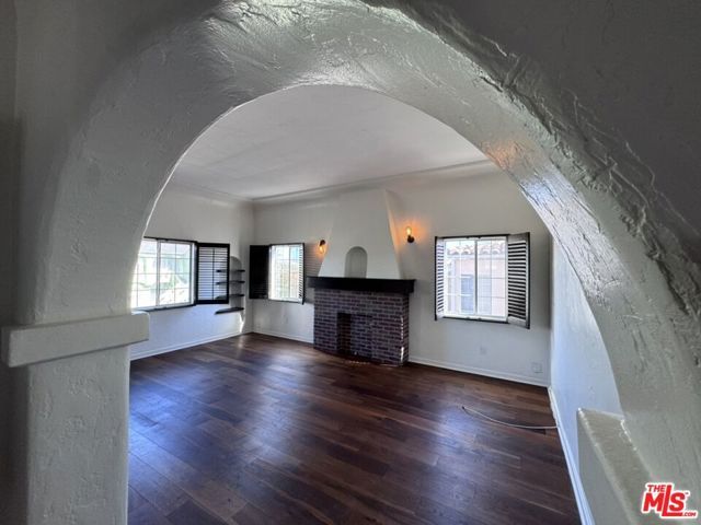 1425 S Curson Avenue, Los Angeles, CA 90019