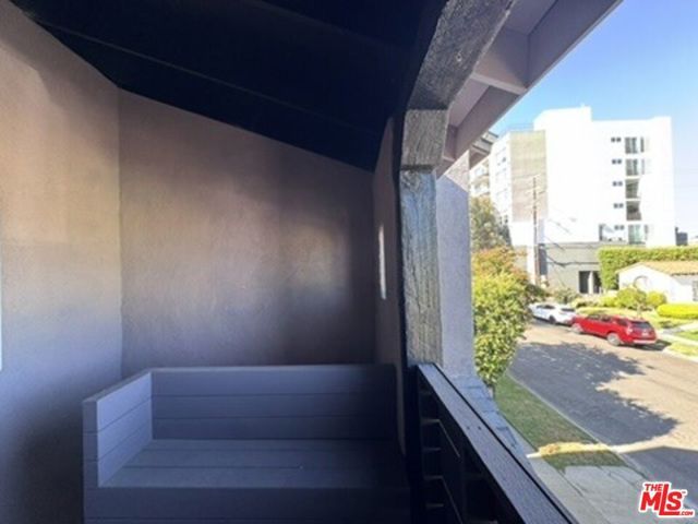 1425 S Curson Avenue, Los Angeles, CA 90019