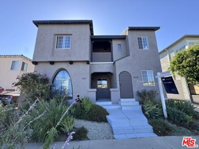 1425 S Curson Avenue, Los Angeles, CA 90019