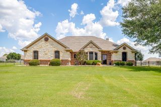 1719 Bent Tree Court, Granbury, TX 76049