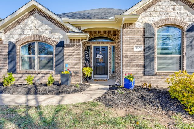 3021 Big Springs Drive, Joshua, TX 76058