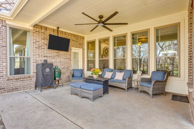 3021 Big Springs Drive, Joshua, TX 76058