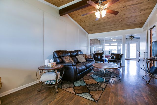 30 Clare Drive, San Angelo, TX 76904