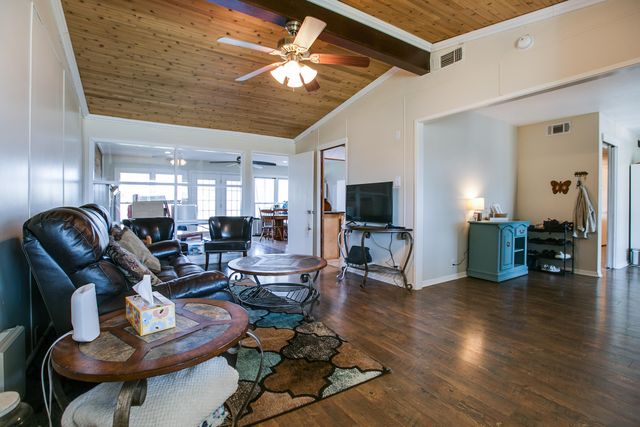 30 Clare Drive, San Angelo, TX 76904