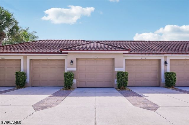 2810 Cypress Trace CIR 2112, Naples, FL 34119