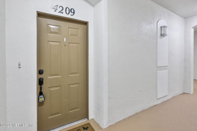 11251 CAMPFIELD Drive 4209, Jacksonville, FL 32256
