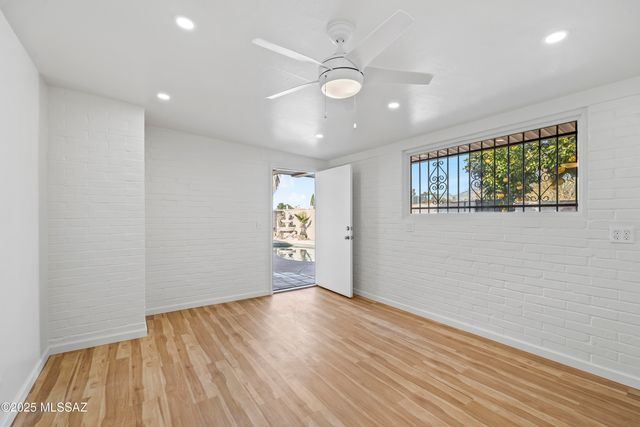 8601 E Mabel Place, Tucson, AZ 85715