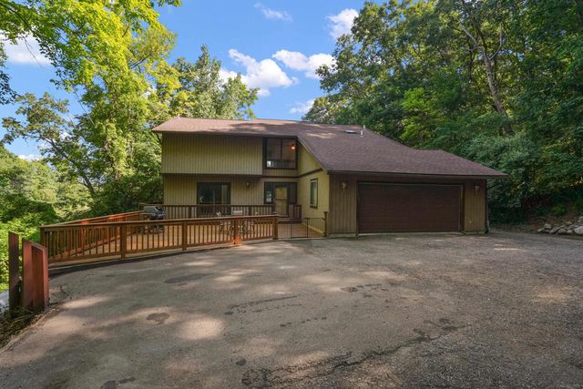 11535 Longden Avenue, Pinckney, MI 48169