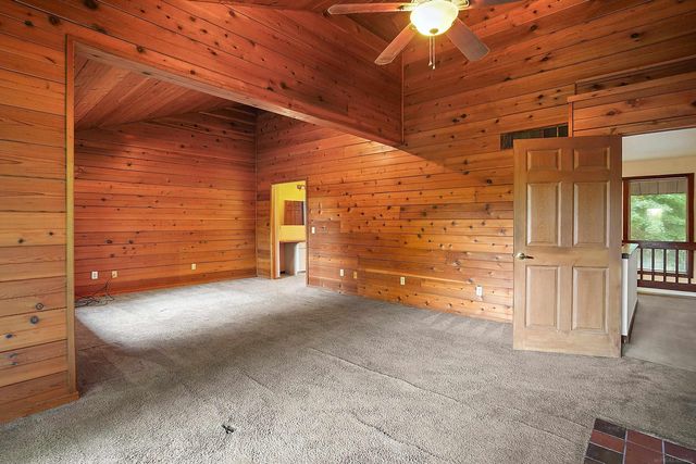 11535 Longden Avenue, Pinckney, MI 48169