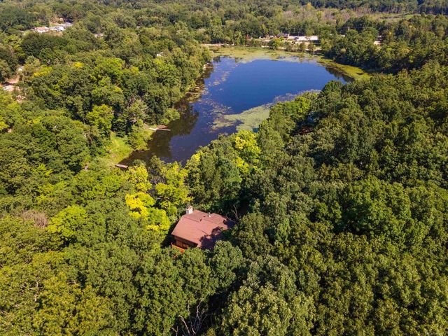 11535 Longden Avenue, Pinckney, MI 48169