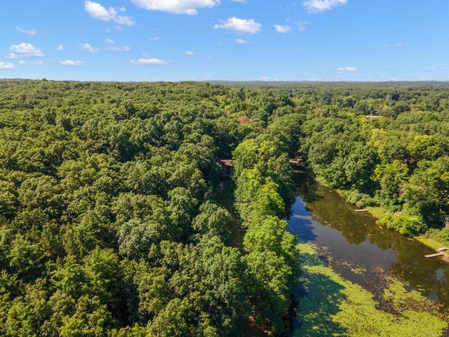 11535 Longden Avenue, Pinckney, MI 48169